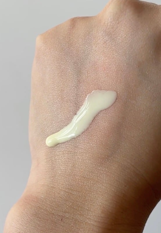 La Roche-Posay UVMune Fluid texture
